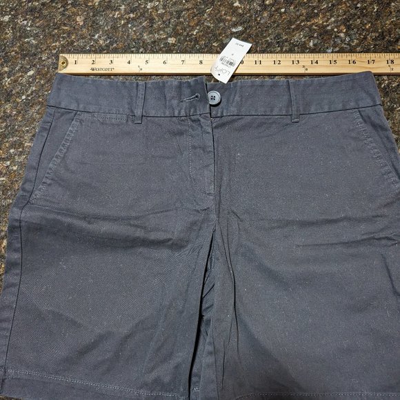 LOFT Pants - LOFT Shorts 8" Inseam